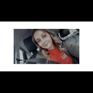 Meet your Posher, Ally